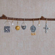 Load image into Gallery viewer, Give Thanks To the Lord Earrings