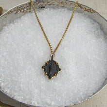 Load image into Gallery viewer, Old Pirate Medal set in Gold
